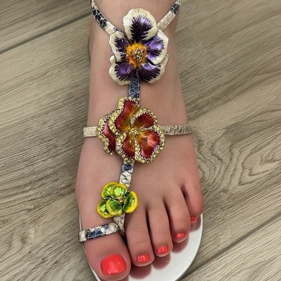 Roberto Cavalli Shoes - Rare Vintage Roberto Cavalli Flat T-Strap in Pansy